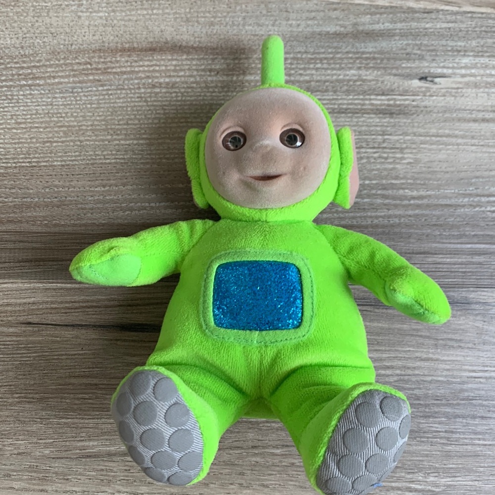 Dipsy Green Lime Teletubbie Vintage Eden 9 inch Stuffed Plush Toy Doll 1998